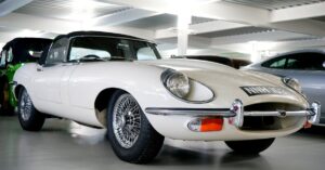 découvrez la jaguar sedan, une berline alliant élégance britannique, performances puissantes et confort exceptionnel pour une expérience de conduite unique.