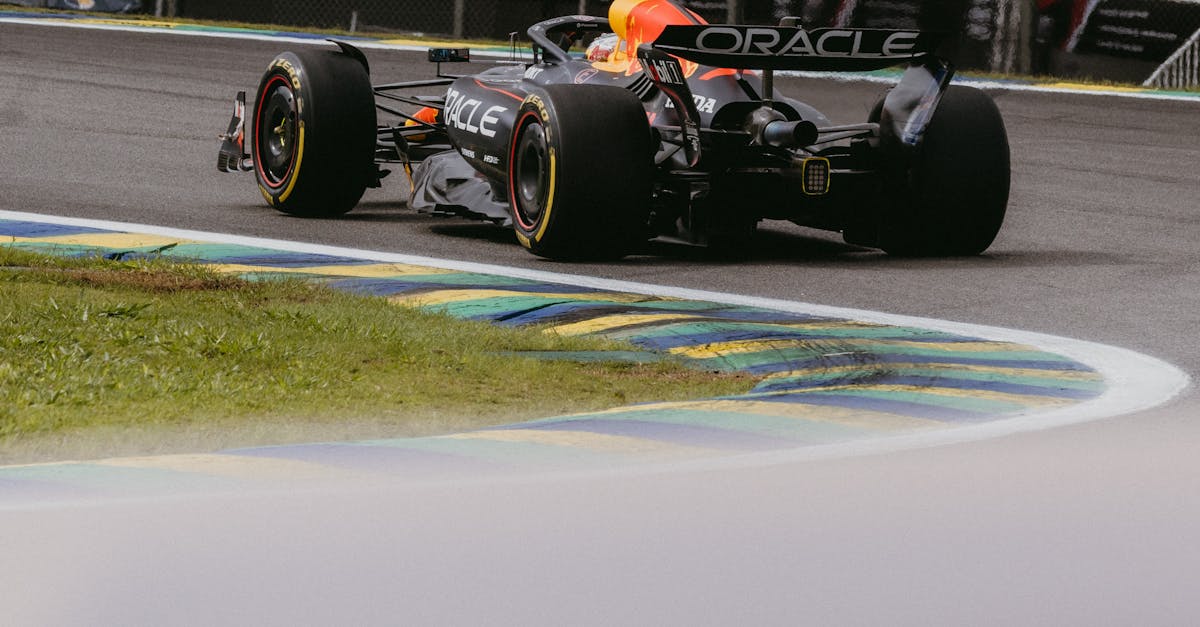 découvrez toutes les informations sur le grand prix du qatar 2024 : dates, circuit, pilotes et résultats en direct pour une expérience de course inoubliable.