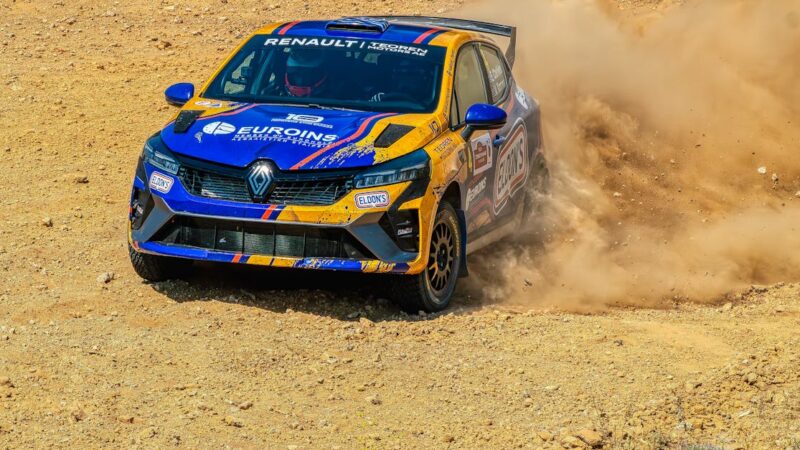 Renault Clio E-Tech hybride 145 ch : analyse et chiffres clés de la mise à jour 2023