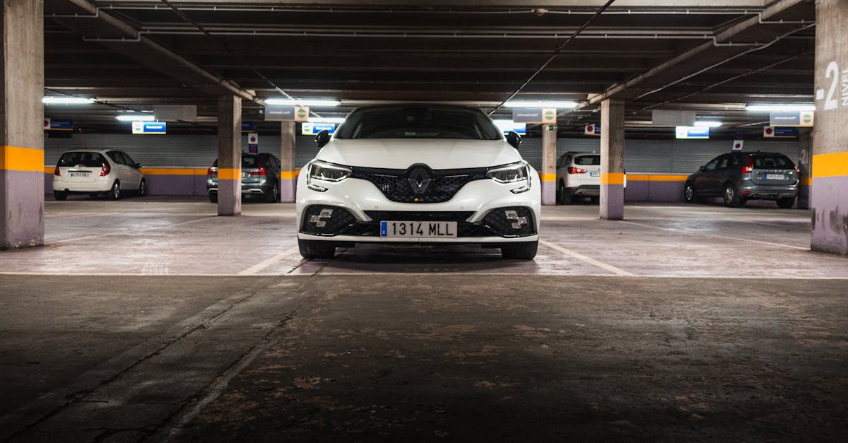 La Renault Mégane E-Tech s’améliore avec une nouvelle finition Esprit Alpine et l’innovation du freinage ‘one pedal
