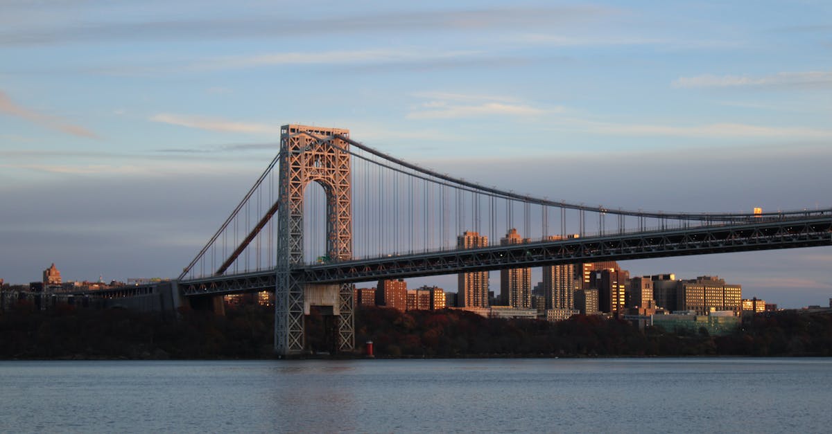 découvrez les impacts de l'augmentation des péages, ses causes et ses conséquences pour les automobilistes.