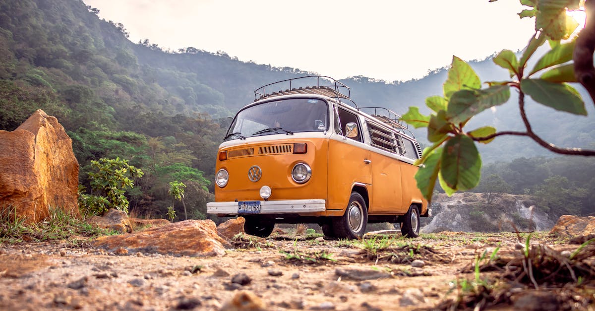 découvrez le volkswagen tiguan 2.0 tdi 140 dsg 4motion sportline 2012, un suv compact alliant puissance, confort et technologie avancée pour une conduite dynamique en toutes conditions.