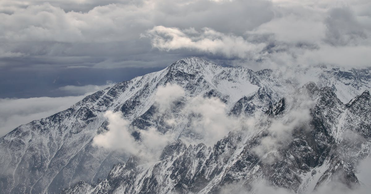 découvrez la nouvelle alpine a110 r 2023, une sportive élégante alliant performance exceptionnelle et design raffiné pour une expérience de conduite inégalée.