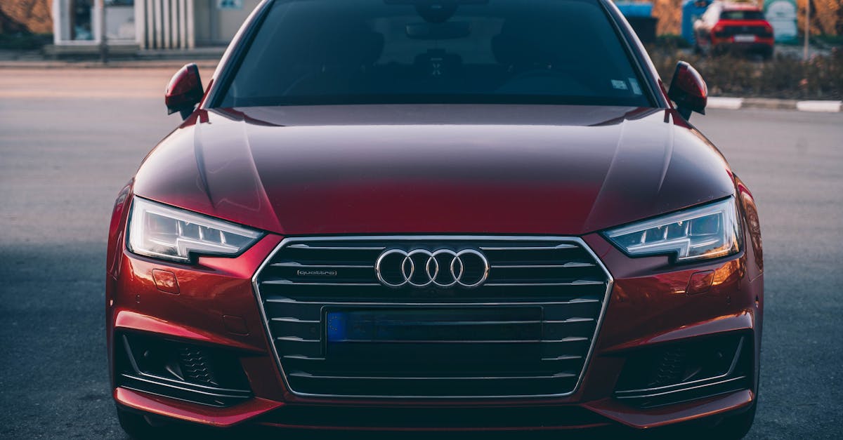 découvrez l'audi e-tron gt, une berline électrique alliant performance, design sophistiqué et technologies de pointe pour une conduite électrisante et responsable.