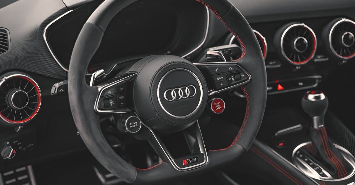 découvrez l’audi e-tron gt, la berline électrique alliant performance, design élégant et technologie de pointe pour une conduite durable et dynamique.