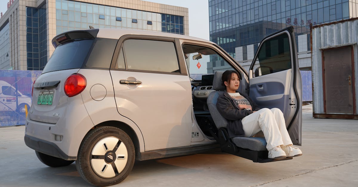 découvrez la bmw i3, la voiture électrique innovante alliant design futuriste, performance écologique et technologie avancée pour une mobilité durable en milieu urbain.