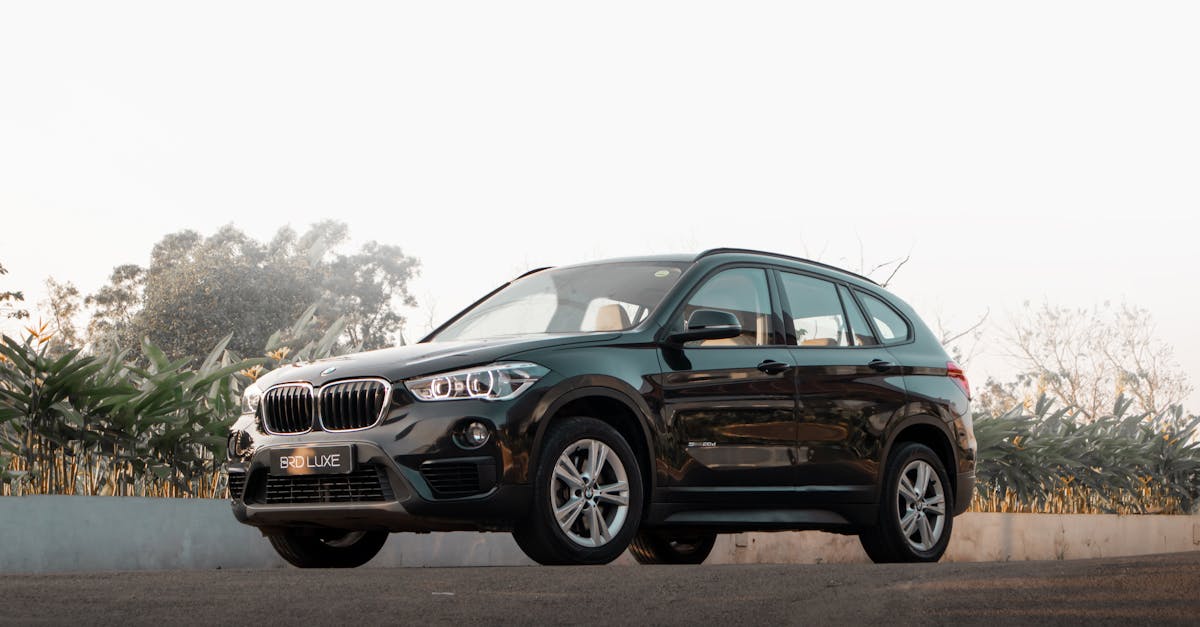 Comparaison entre le BMW X2 et le BMW X1 : toutes les dimensions en jeu