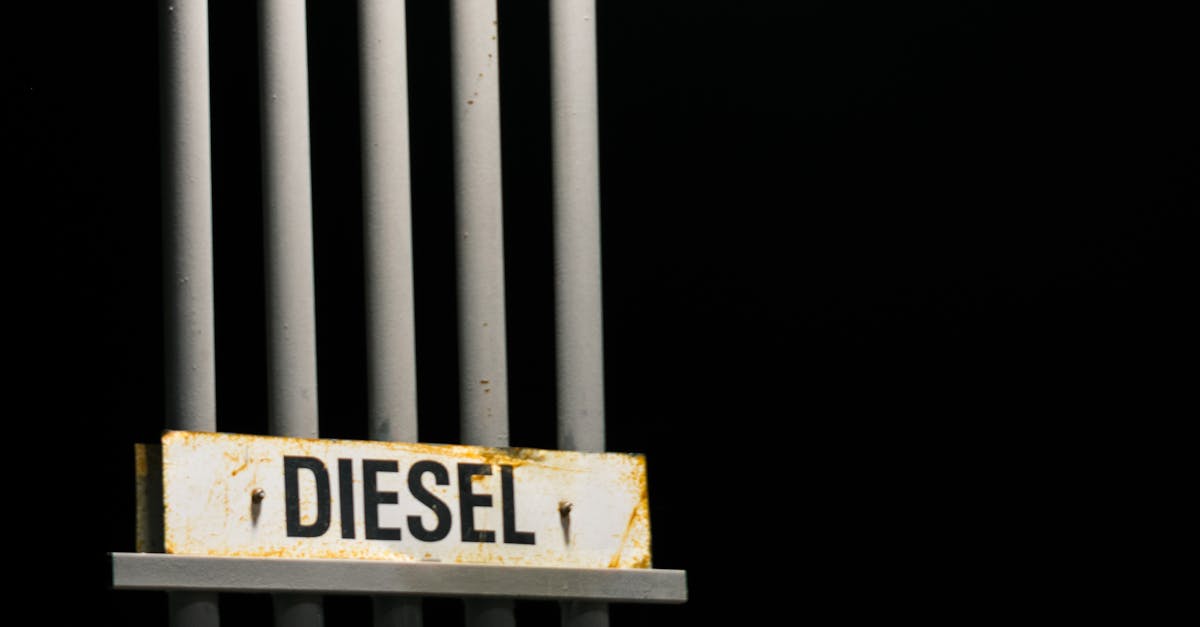 découvrez pourquoi de nombreuses entreprises abandonnent le diesel et l'essence pour adopter des alternatives plus propres et durables, contribuant ainsi à un avenir énergétique responsable.