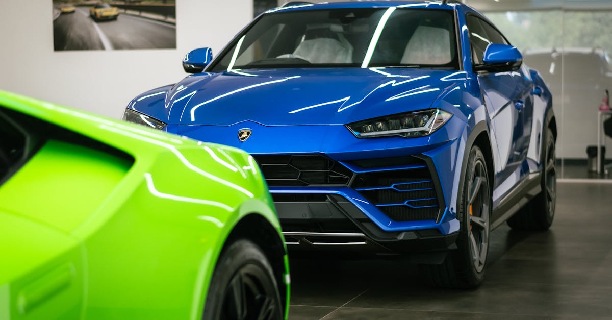 découverte des spécifications techniques de la lamborghini urus v8 4.0 (portes) de 2018