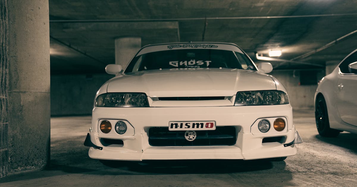 découvrez le mitsubishi l200, un pick-up robuste et polyvalent, idéal pour toutes vos aventures et besoins professionnels. performance, confort et technologie au rendez-vous.