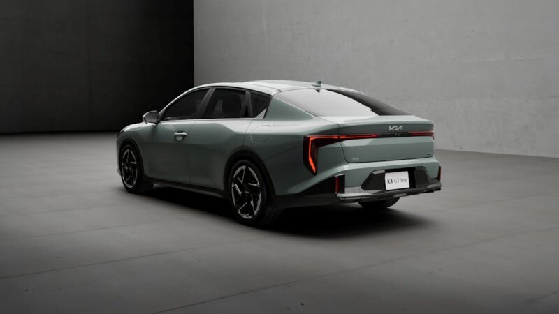 découverte de la fiche technique de la peugeot 208 1.2 puretech 110 gt line de 2015