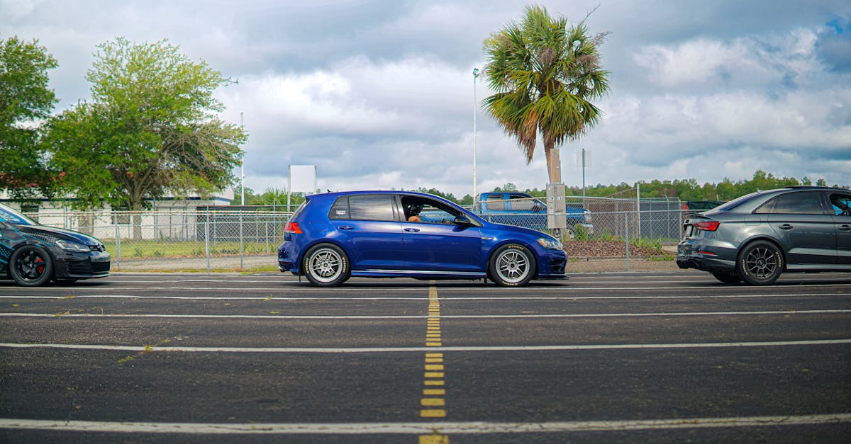 découvrez la volkswagen golf r, une voiture compacte sportive alliant performance exceptionnelle, design élégant et technologies innovantes pour une expérience de conduite unique.