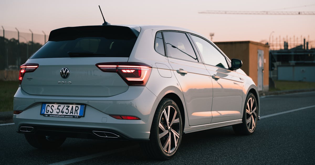 découvrez les raisons et les implications de l'arrêt de la production de la volkswagen polo en 2024. tout savoir sur la fin d'une icône automobile.