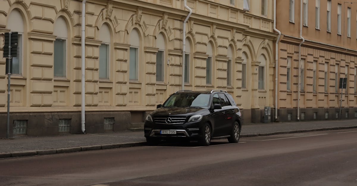 découvrez la volvo v60, un break élégant alliant design scandinave, technologie avancée et performances dynamiques pour un confort de conduite optimal.